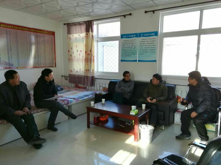 市人大常委会副主任高坤元到起河村调研指导脱贫攻坚工作